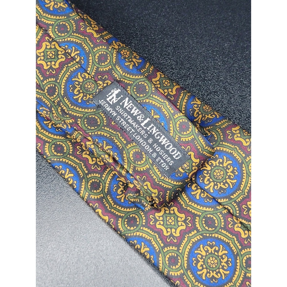 New & Lingwood Silk Tie Blue Gold Green Geometric Medallion England 3.75